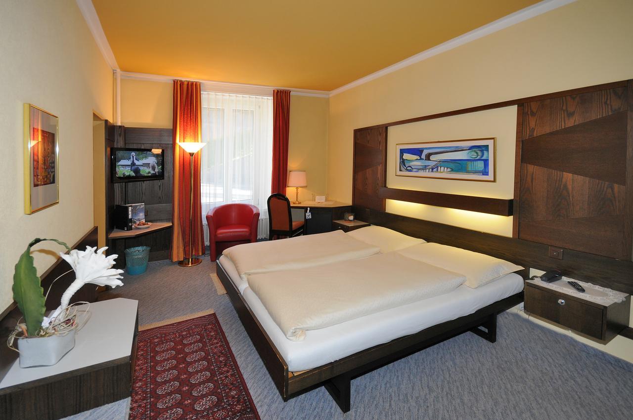 Monopol-Metropol Hotel Andermatt Kültér fotó